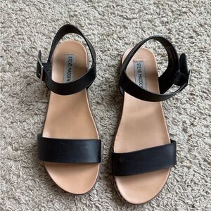 Steve Madden Tesa Sandals